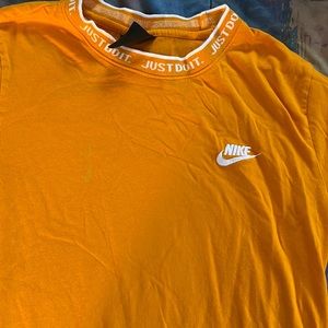Nike t-shirt